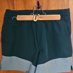 Old Navy Green and Gray Athletic Shorts